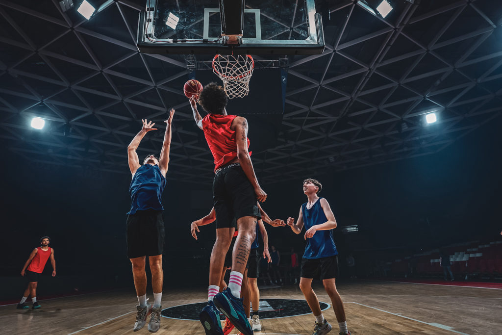 fotopuntoit_canon_eos-r1_basket_10