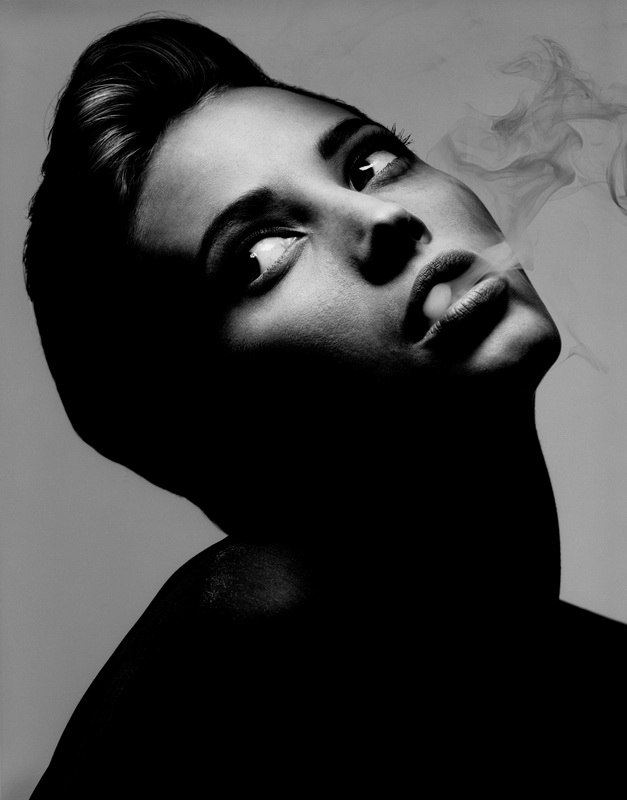 Christy Turlington, New York City, 1990 © Albert Watson, courtesy of Fahey/Klein Gallery, Los Angeles