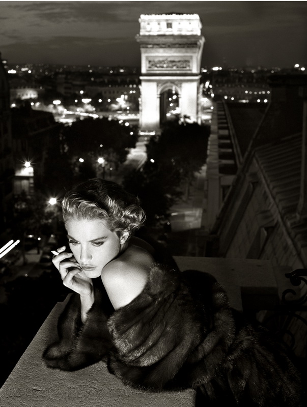 Lisa Kauffmann, Paris, 1986 © Albert Watson, courtesy of Fahey/Klein Gallery, Los Angeles