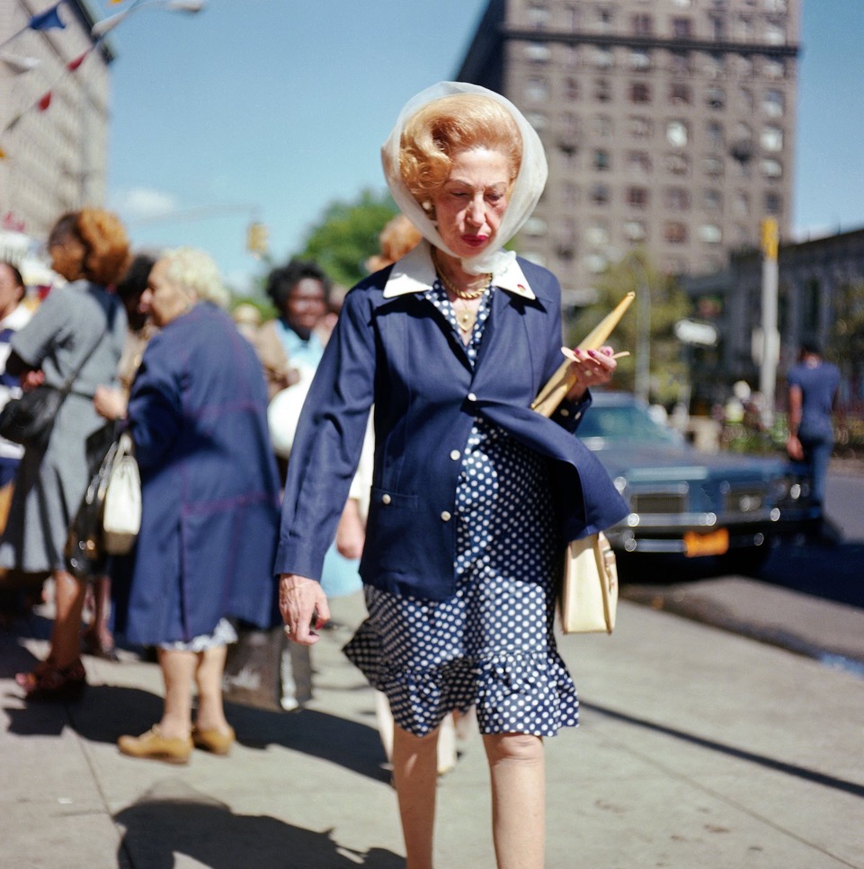 fotopuntoit_Abraham-Wolff-Catherine-DeLattre-Shoppers-Broadway-Upper-West-Side-NYC-1979-80-2