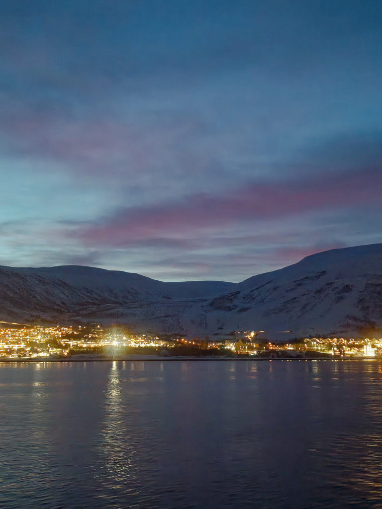 fotopuntoit_oppo_find-x8-pro_tromso_whales_1