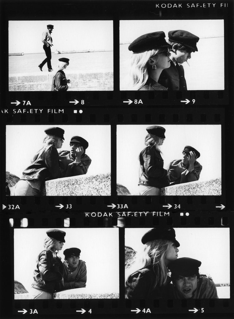 David Bailey and Catherine Deneuve, ‘Newlyweds contact sheet’, 1965. Eric Swayne (30,48x40,64cm) € 550.00